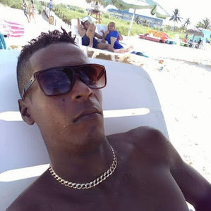 Meet your Posher, Jose eduardo